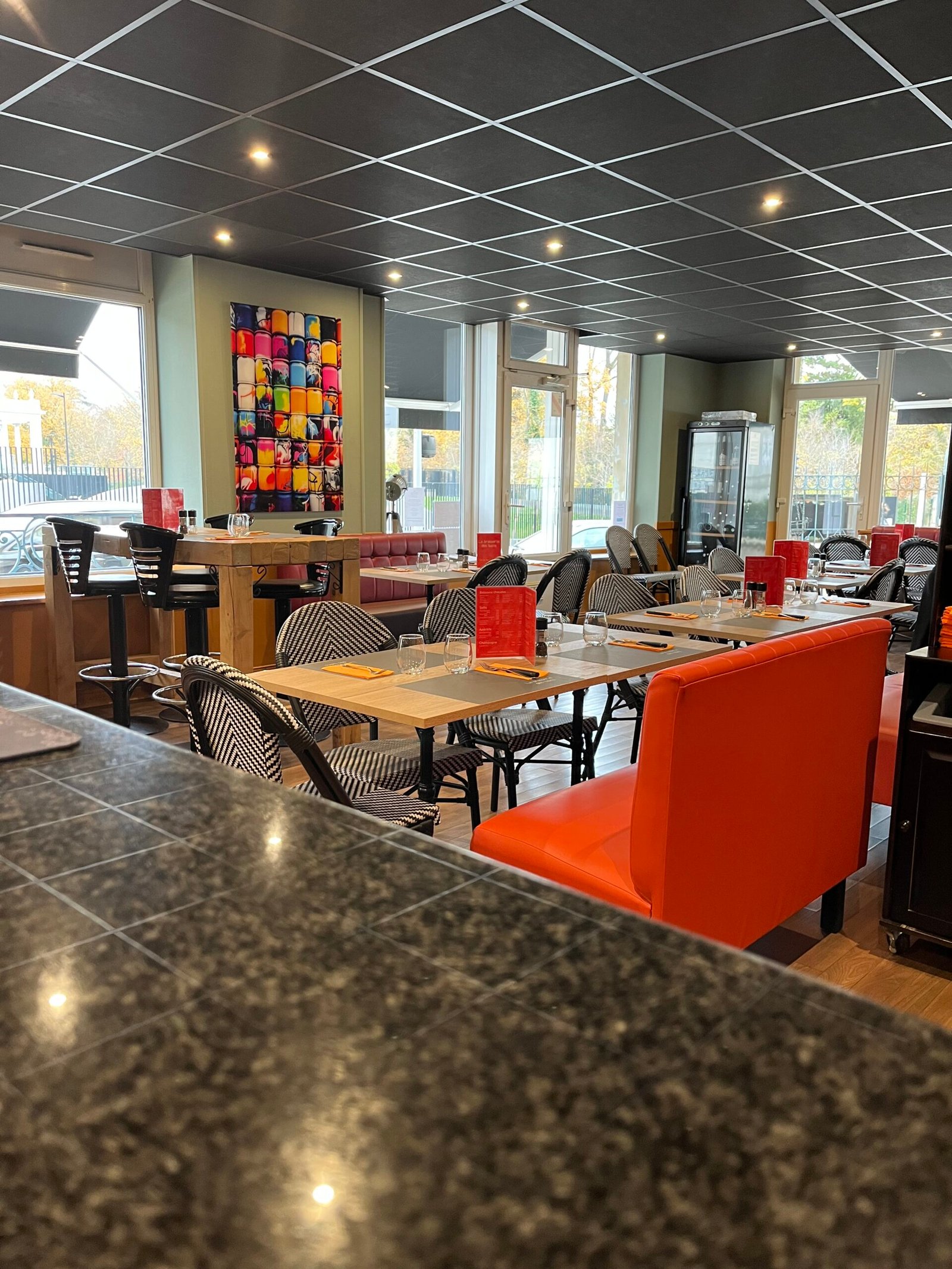 brasserie pinseria nancy salle intérieure